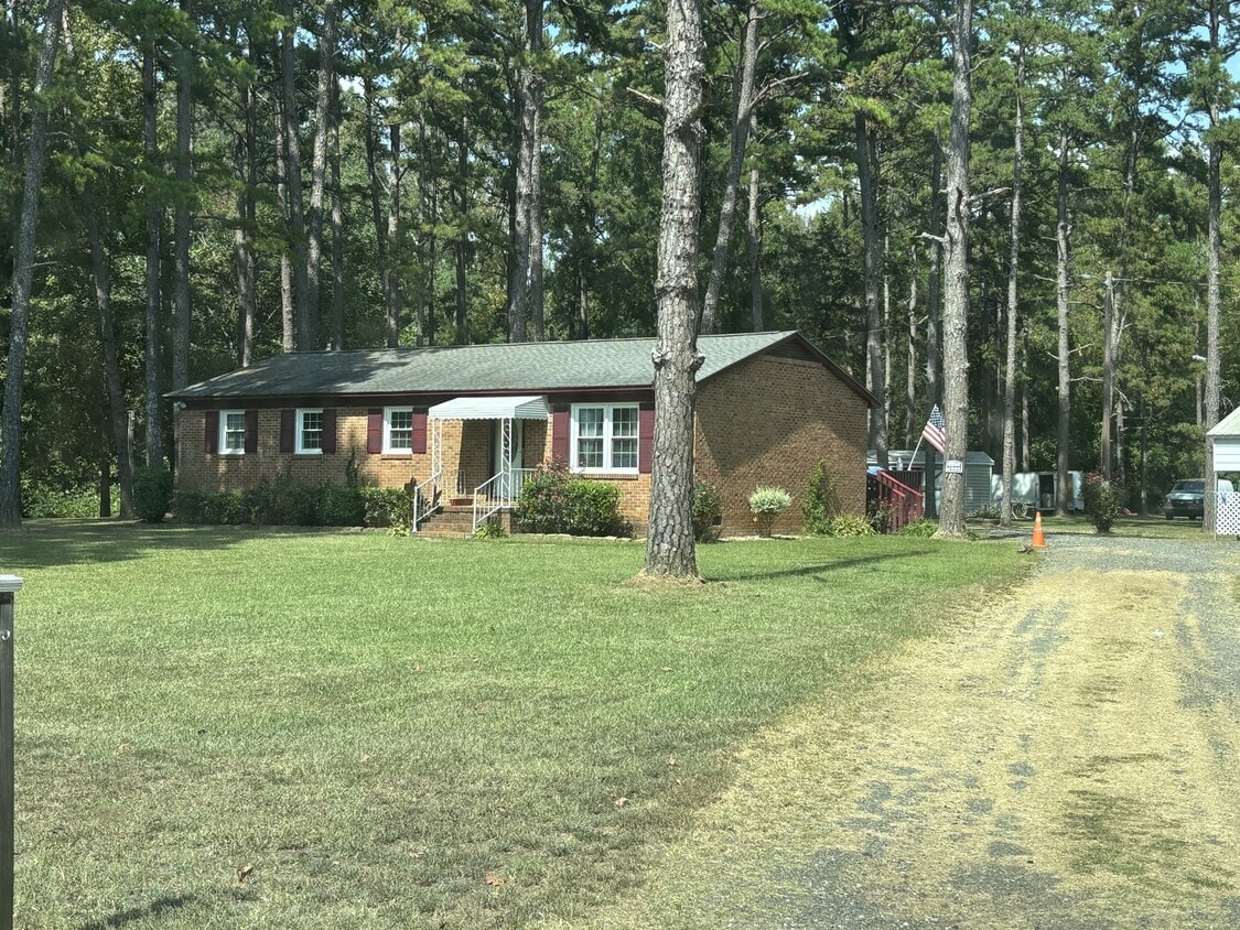 Primary Photo - 5522 Old York Rd
