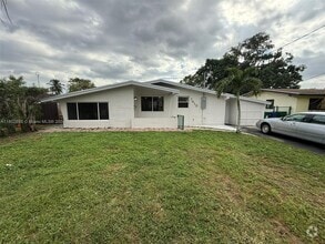 Building Photo - 7410 Granada Blvd