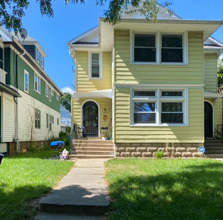 2875 N 48th St, Milwaukee, WI 53210 Townhome Rentals in Milwaukee WI