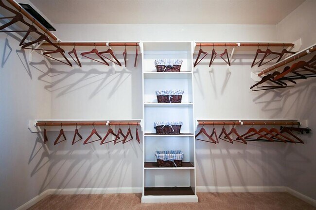 Foto del edificio - 90 S Regan Mead Cir