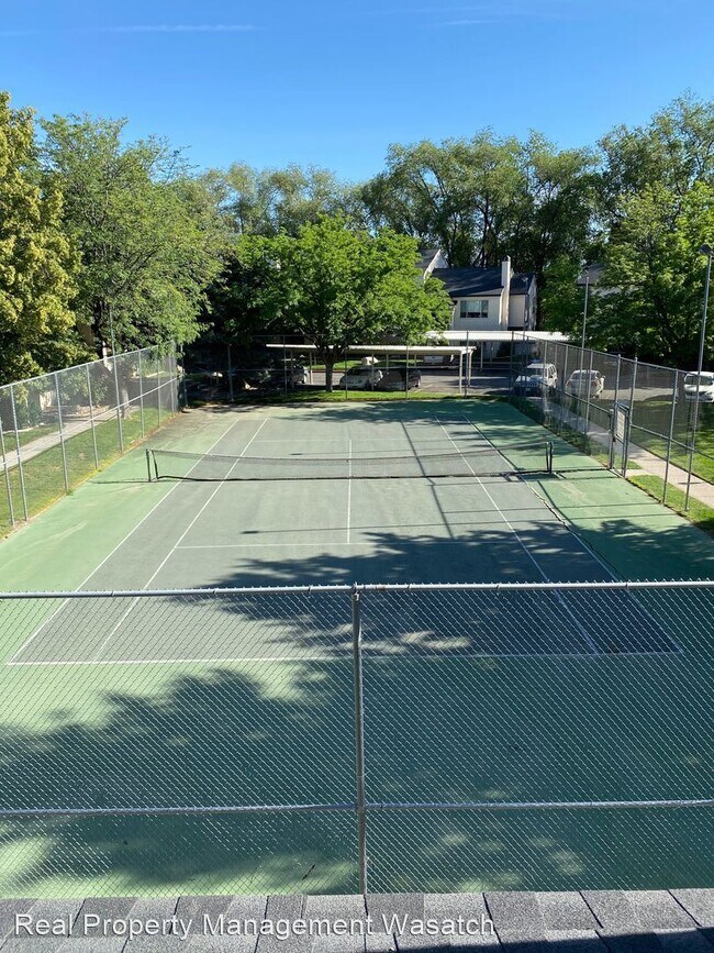 Foto del edificio - 959 Springcrest Ct