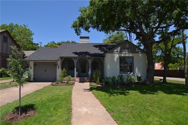 Building Photo - 801 Thomasson Dr