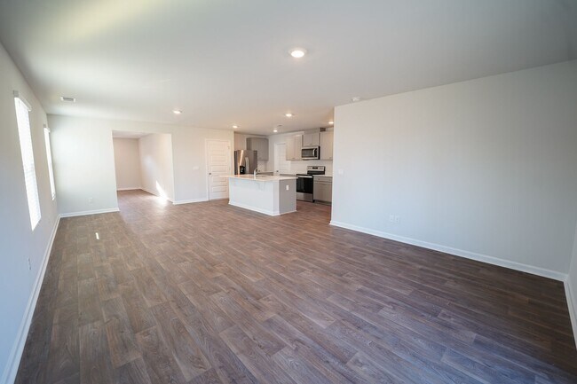 Building Photo - Coming Available!