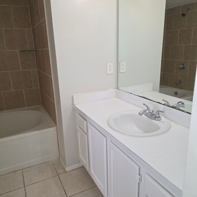 Foto del edificio - Windsor at Sabal Walk 2/1