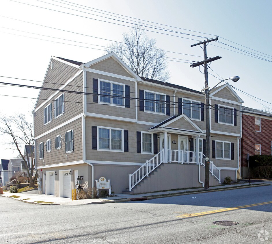 Building Photo - Carollo Commons
