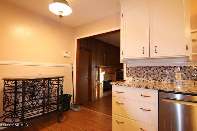 Building Photo - 3201 36th St