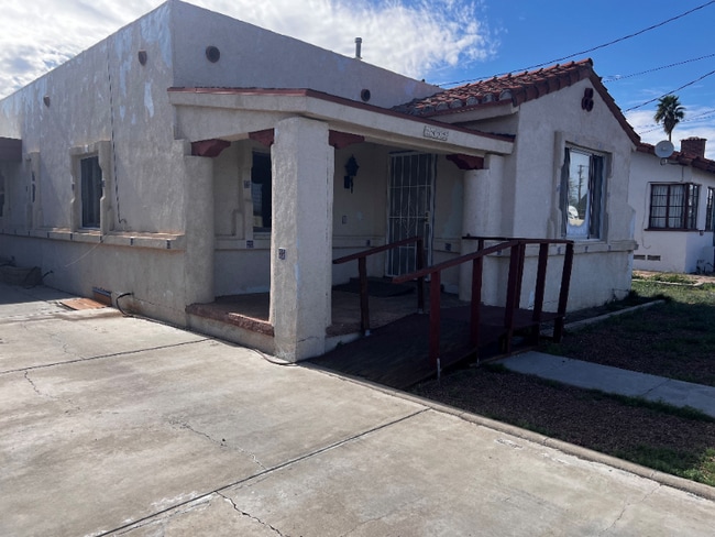 Building Photo - 1415 Highland Ave