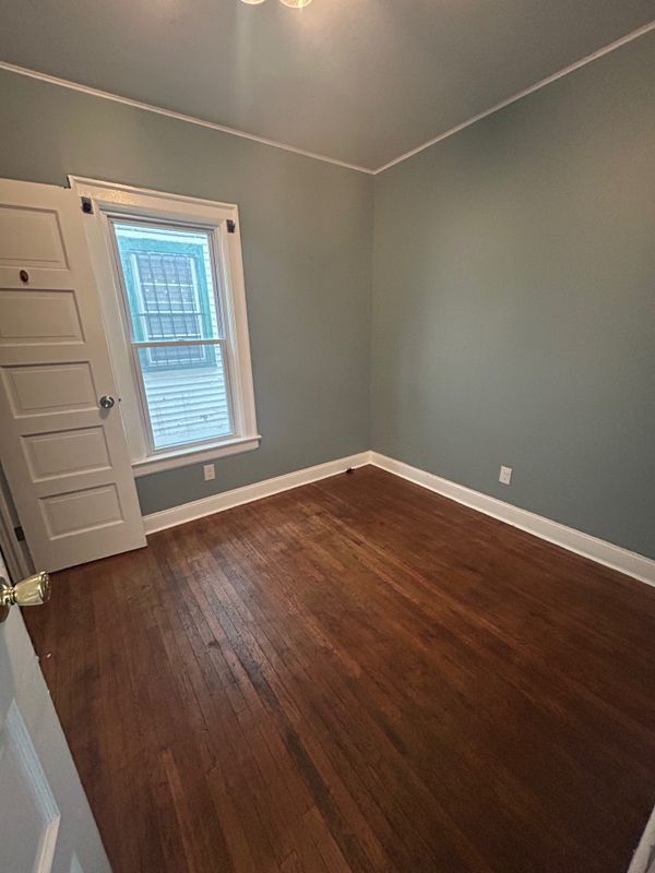 Foto del edificio - 625 E Utica St