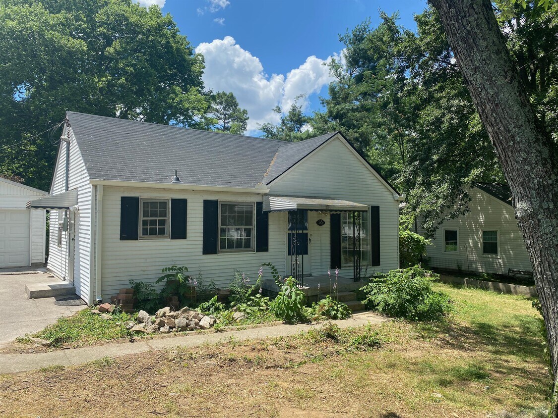 Primary Photo - 927 Goodbar Dr