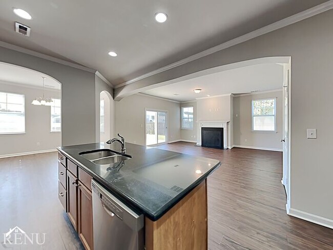 Foto del edificio - 213 Laurel Crest Way