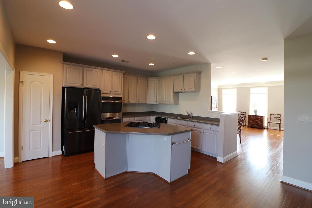 Foto principal - 5368 Blue Aster Cir