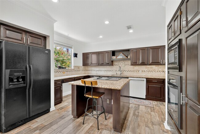 Foto del edificio - 6311 Westcott St