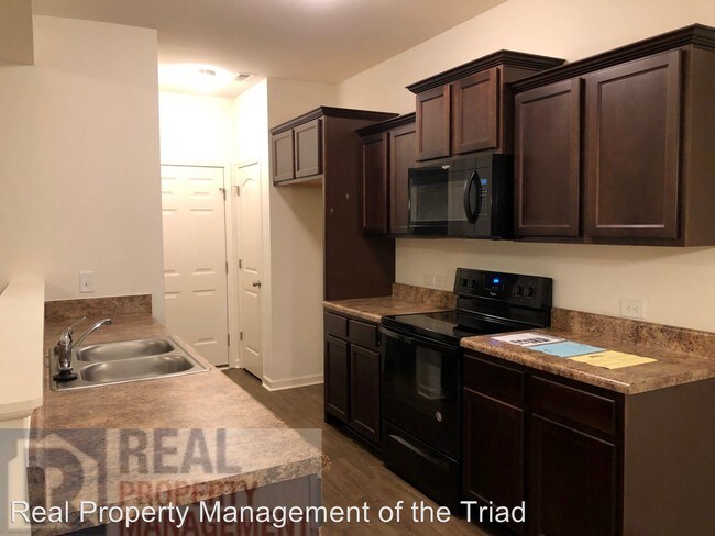 Building Photo - 3 br, 2.5 bath House - 2254 Owls Nest Trail