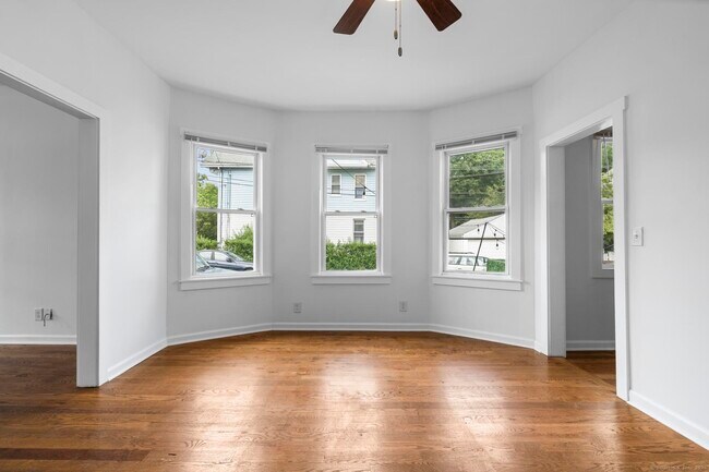 Foto del edificio - 770 Stratford Ave