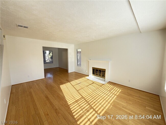Foto del edificio - 2817 Crystal Cove Dr