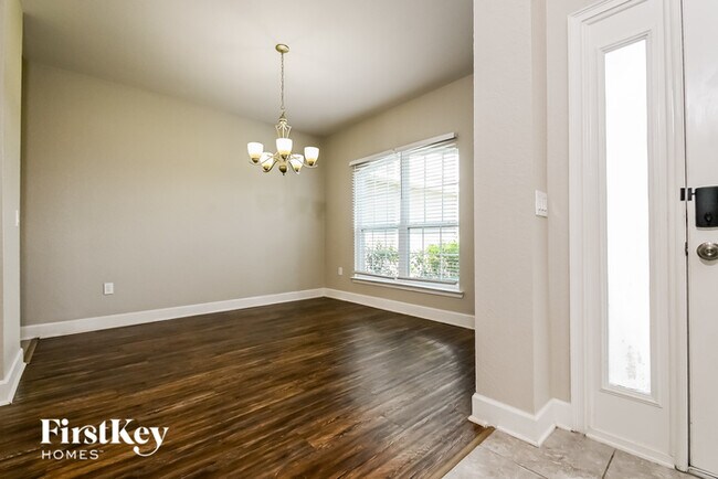 Foto del edificio - 243 Brookshire Dr