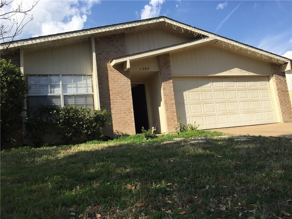 Foto principal - 1209 Platt Dr