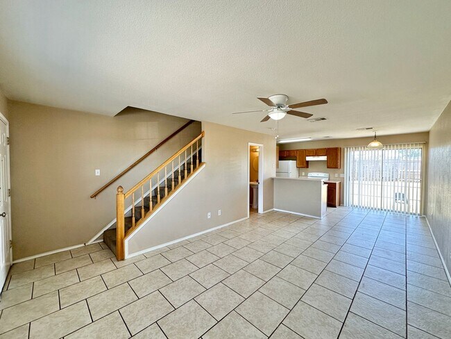 Building Photo - 5910 Greengate Dr