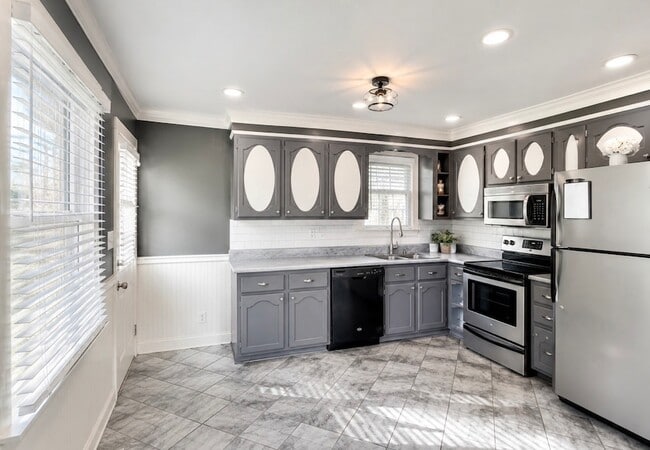 Building Photo - 3103 Spring Creek Ct
