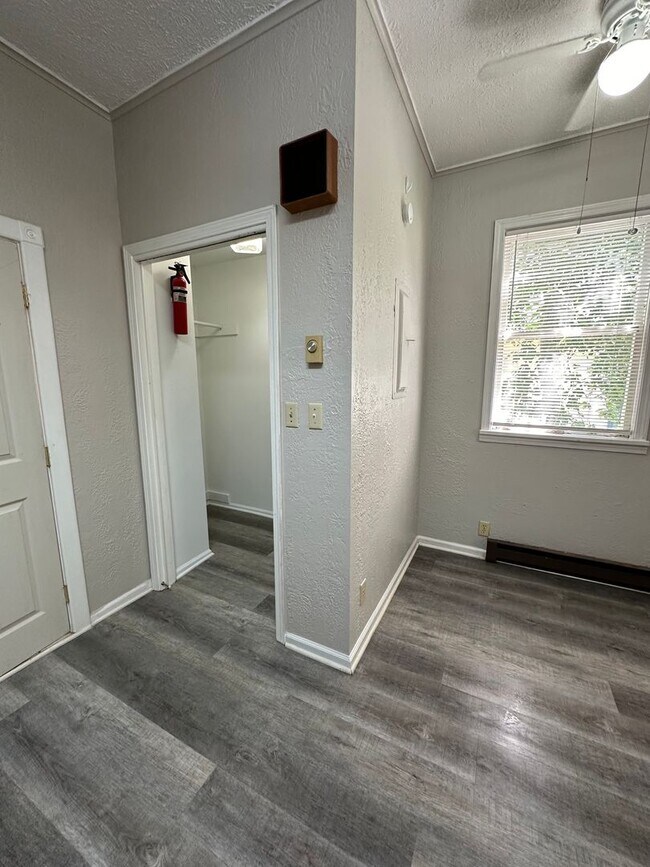 Foto del edificio - 2504 Main St