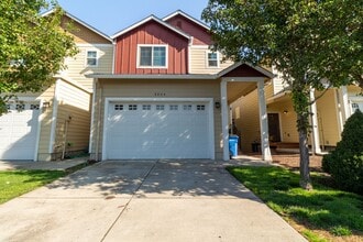 Building Photo - 3604 NE 81st Cir