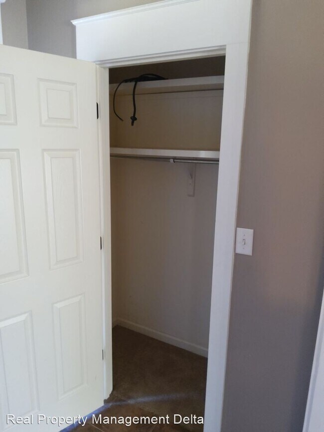 Foto del edificio - 3 br, 2 bath House - 1200 Red Hill Rd