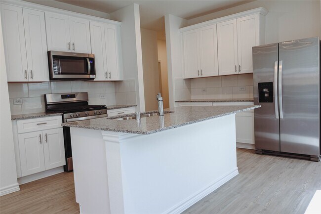 Foto del edificio - 15161 Canyon Rapids Rd