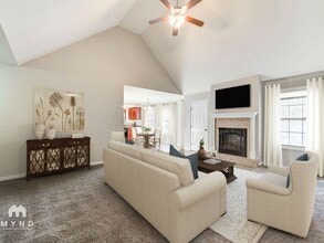 Building Photo - 112 N Peach Brook