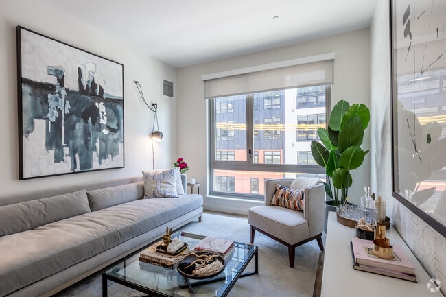 1BR 1BA - 663SF - 25 Maple