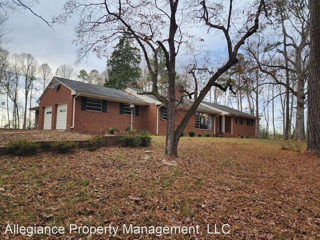 Building Photo - 3 br, 2.5 bath House - 5410 N Courthouse Rd