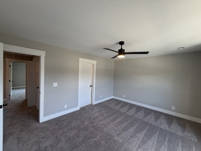 Building Photo - 504 Jonathan Wade Cir