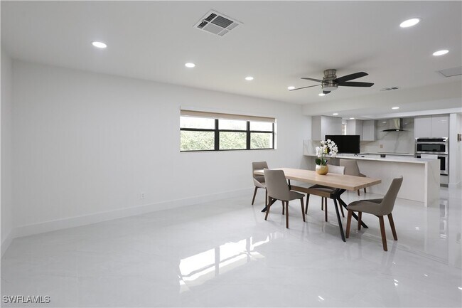 Foto del edificio - 1434 Archer St