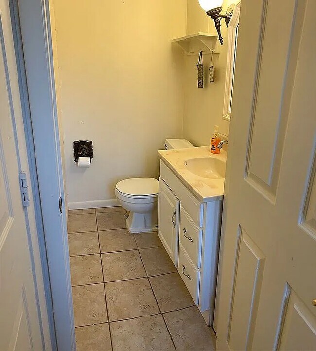 Foto del edificio - 114 Hillcrest Acres