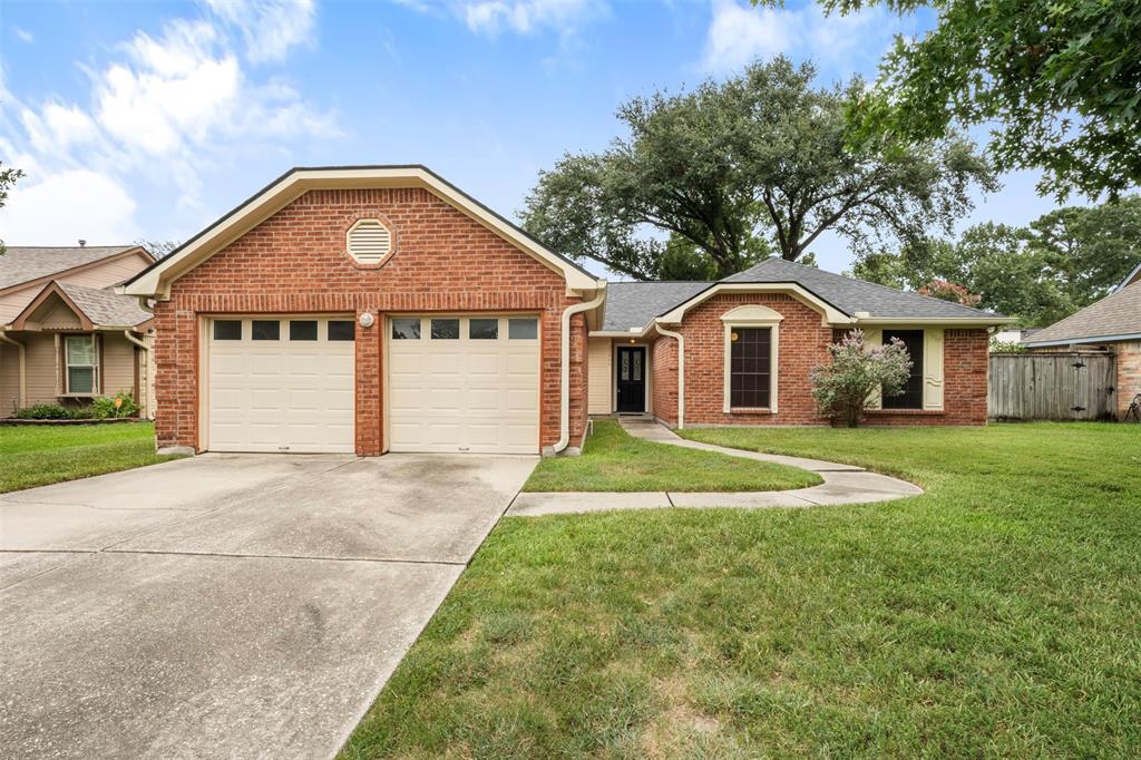 Foto principal - 25802 Chapel Ridge Ln