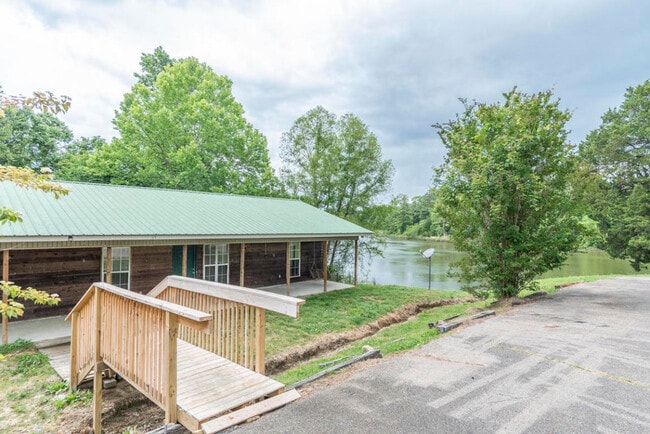 Building Photo - 316 Indian Pointe Dr