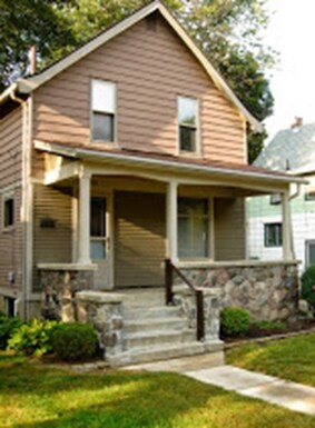 Primary Photo - 719 McKinley Ave
