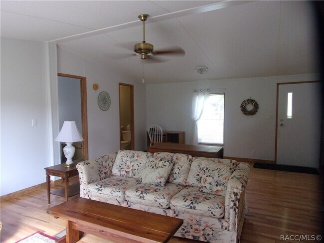 Building Photo - 1359 N Paulette Terrace