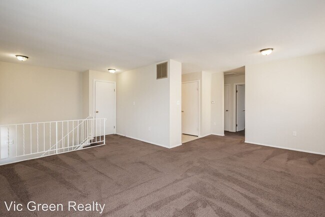 Building Photo - 3519 Golden Meadows Ct