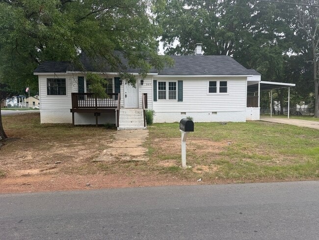 Building Photo - 307 Arey Ave
