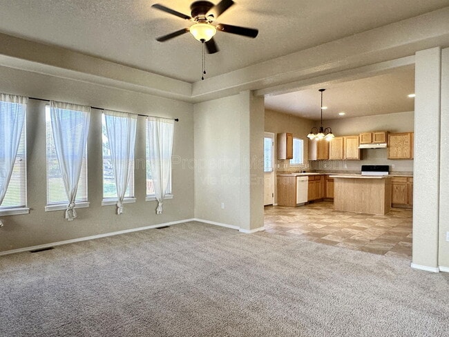 Foto del edificio - 8361 Winding Passage Dr