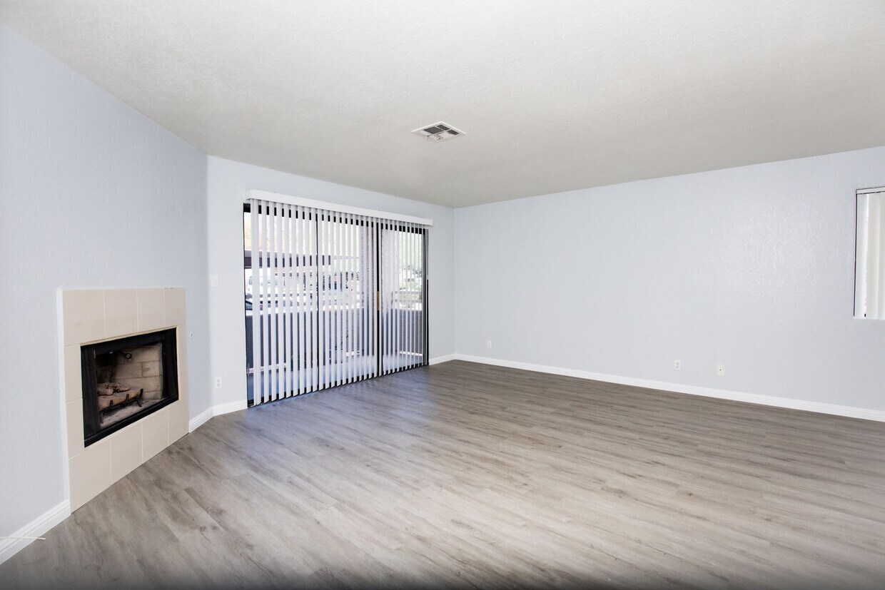 Primary Photo - Available Now! 1 Bedroom Corner Condo