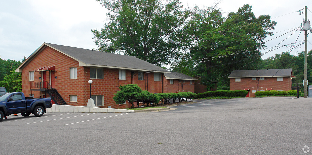 Primary Photo - Brownstone Apartments