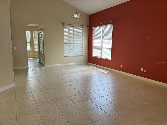 Foto del edificio - 6720 Imperial Oak Ln