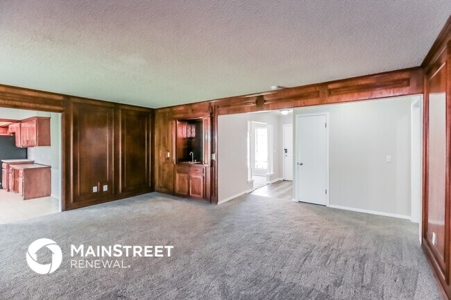 Foto del edificio - 8137 NW 82nd St