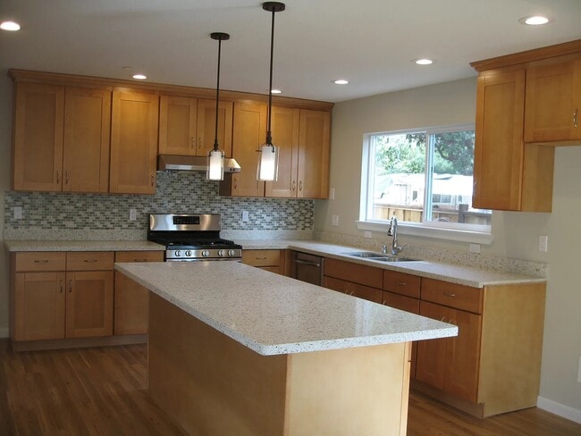 Building Photo - 2498 Amaryl Dr