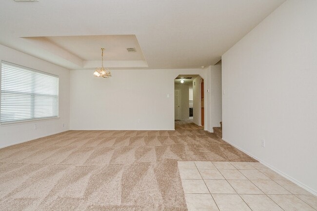 Foto del edificio - 18326 Thicket Grove Rd