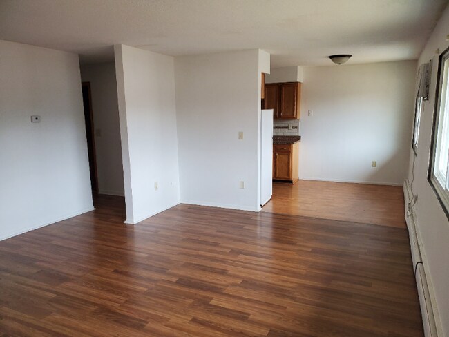 Foto del edificio - 1716 E 80th St