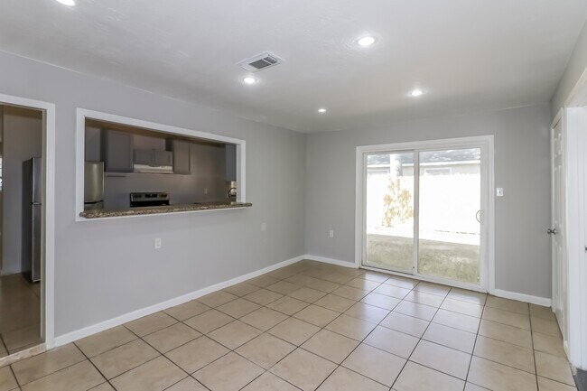 Foto del edificio - 2147 Frey Rd