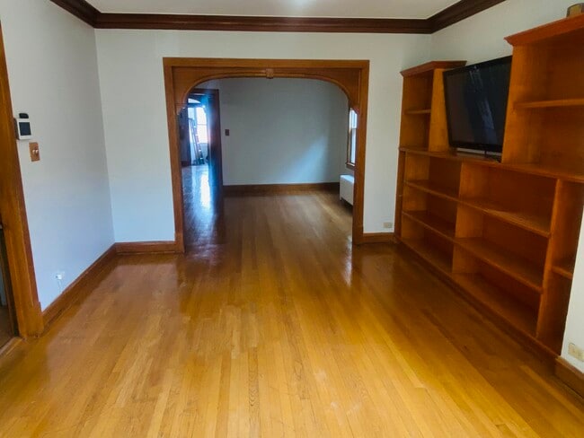 Building Photo - 5310 W Parker Ave