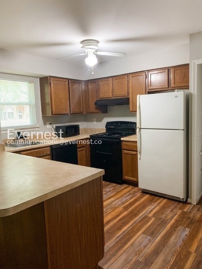 Building Photo - 15375 Inlet Pl